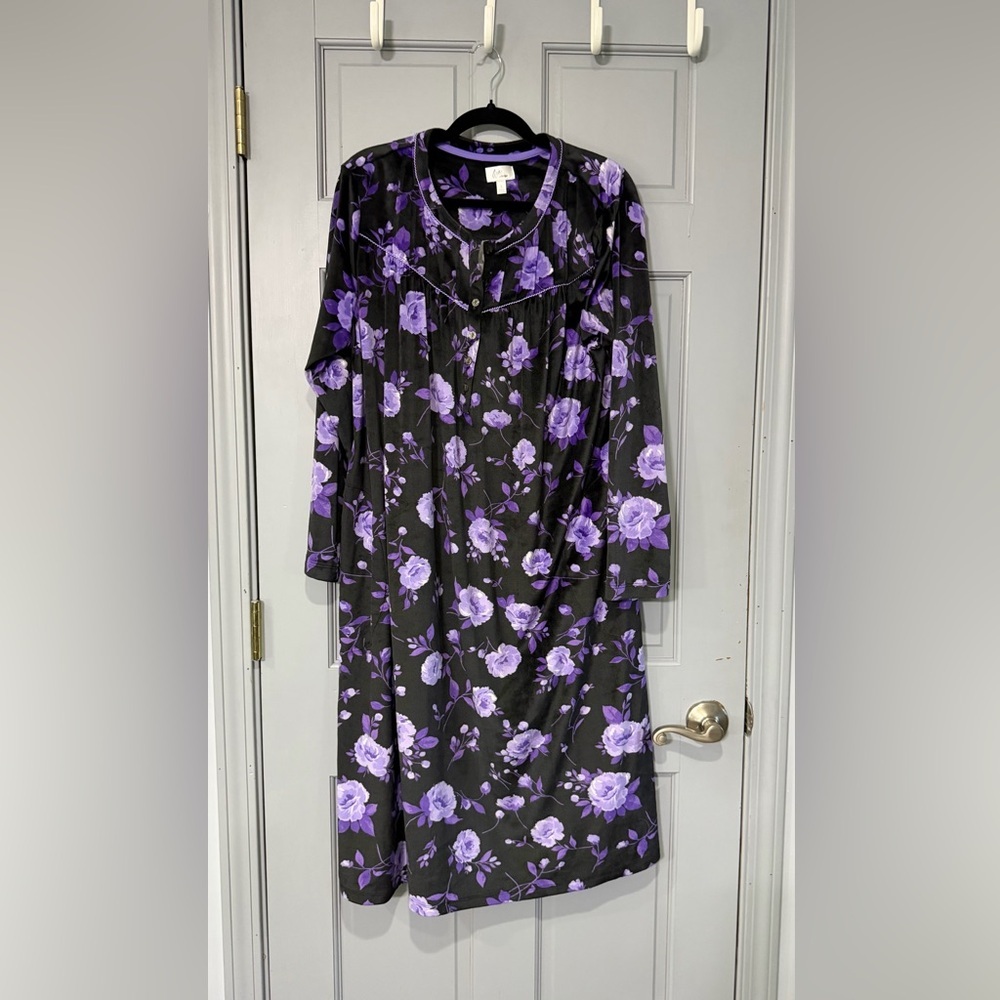 Aria Black and Purple Floral Nightgown